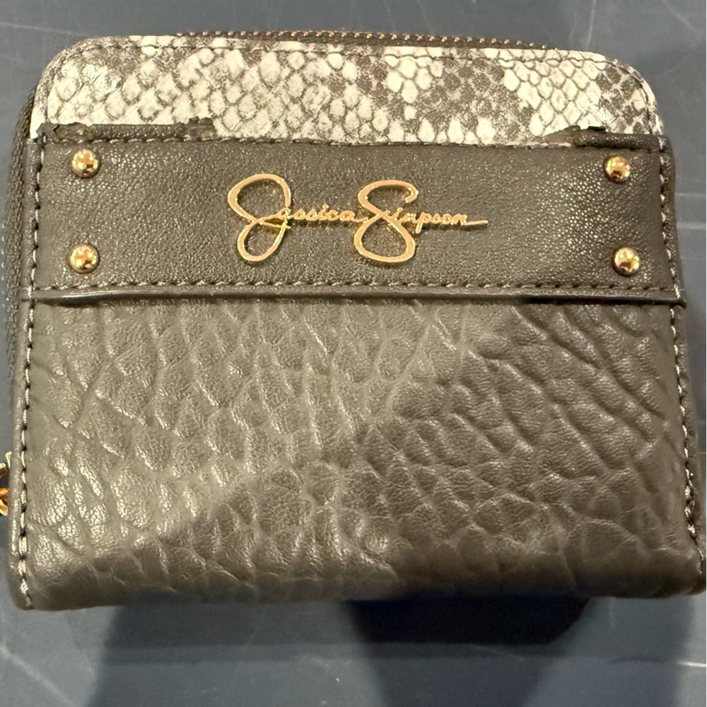 Jessica Simpson Black and White Textured Wallet